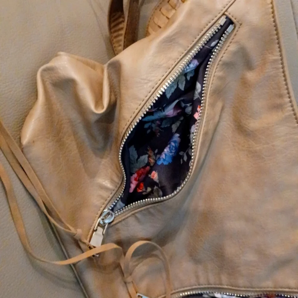 URBAN EXPRESSIONS hobo bag khaki tan vegan leather pleather